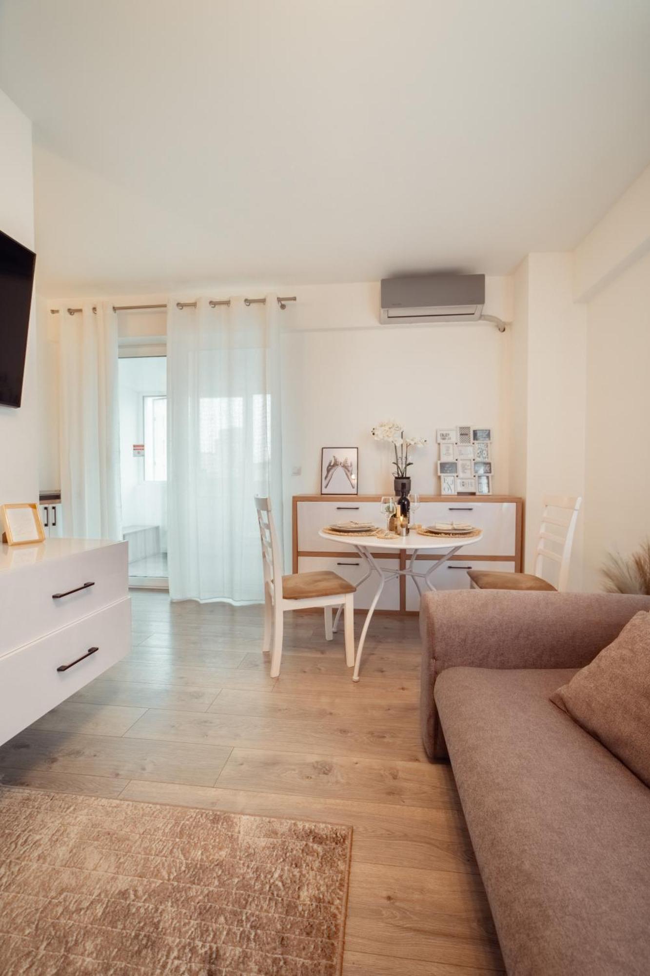 Palace Of Culture Dream Apartments And Studios Iasi Extérieur photo